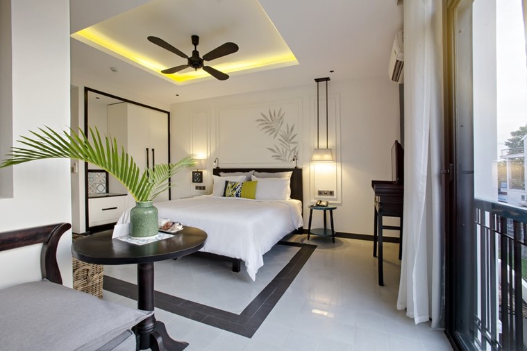 Phòng Deluxe Double Pool View